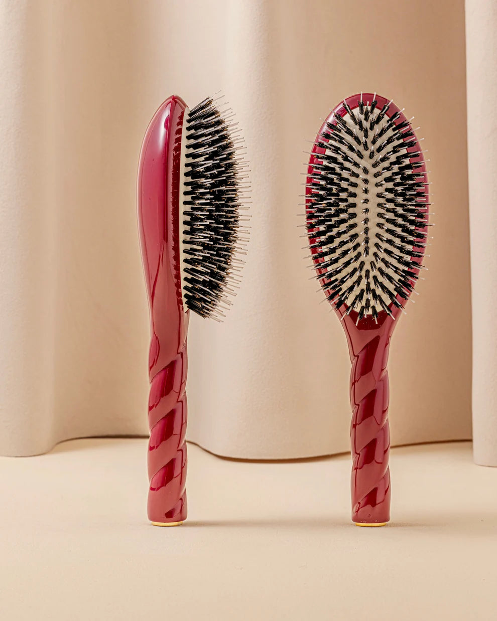 N.02 The Care & Detangling Hair Brush The Essential (Large)