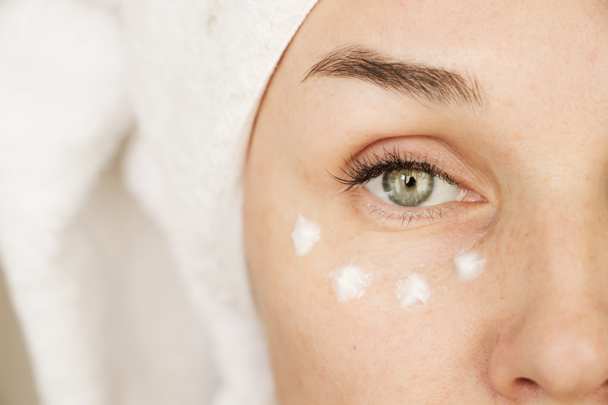 What Does An Eye Cream Do & How To Pick the Perfect One For You