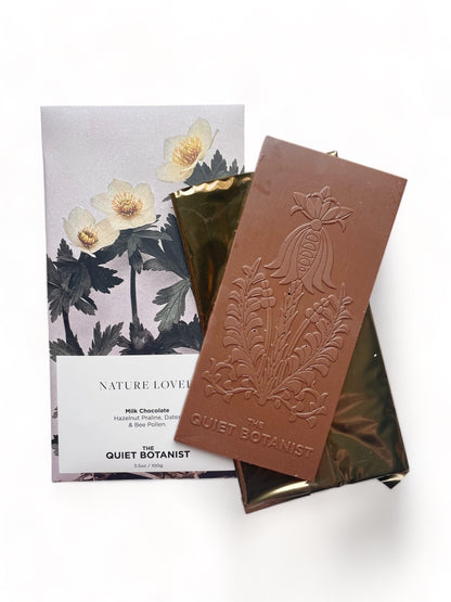 NATURE LOVER BAR - Milk Chocolate with Dates &amp; Bee Pollen