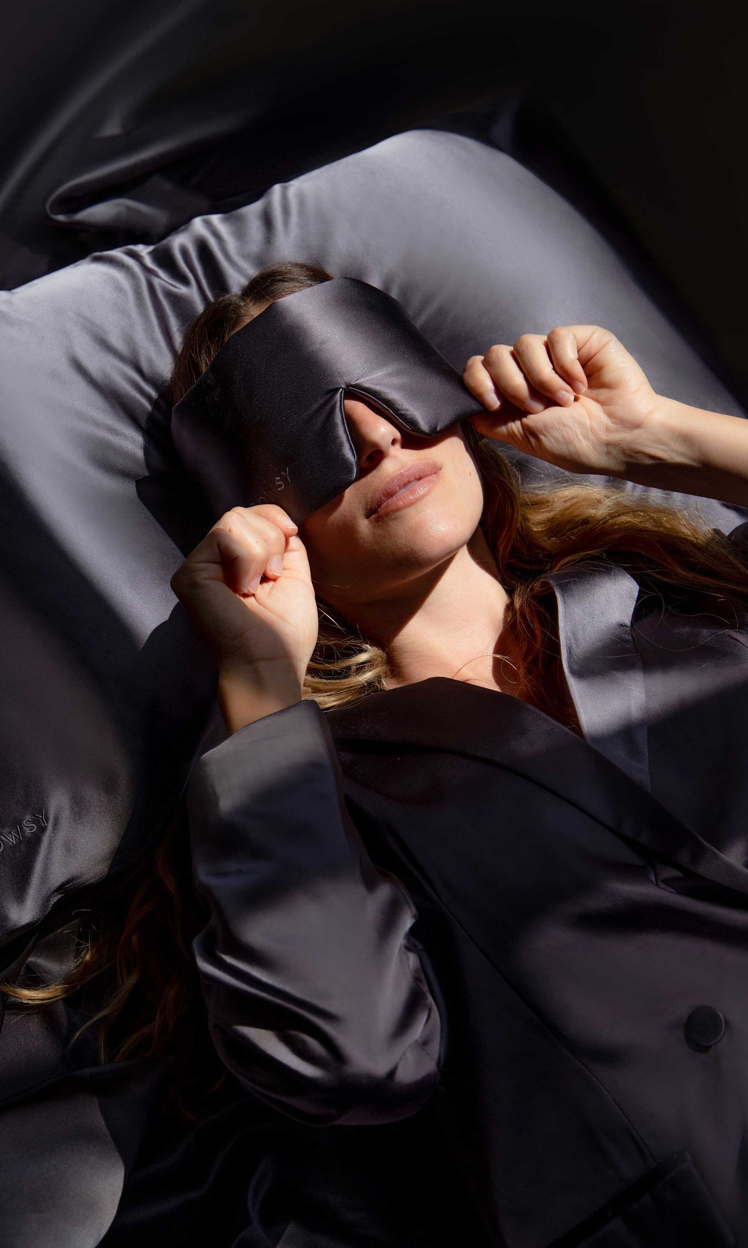 Drowsy Original Silk Sleep Mask – Onda Beauty